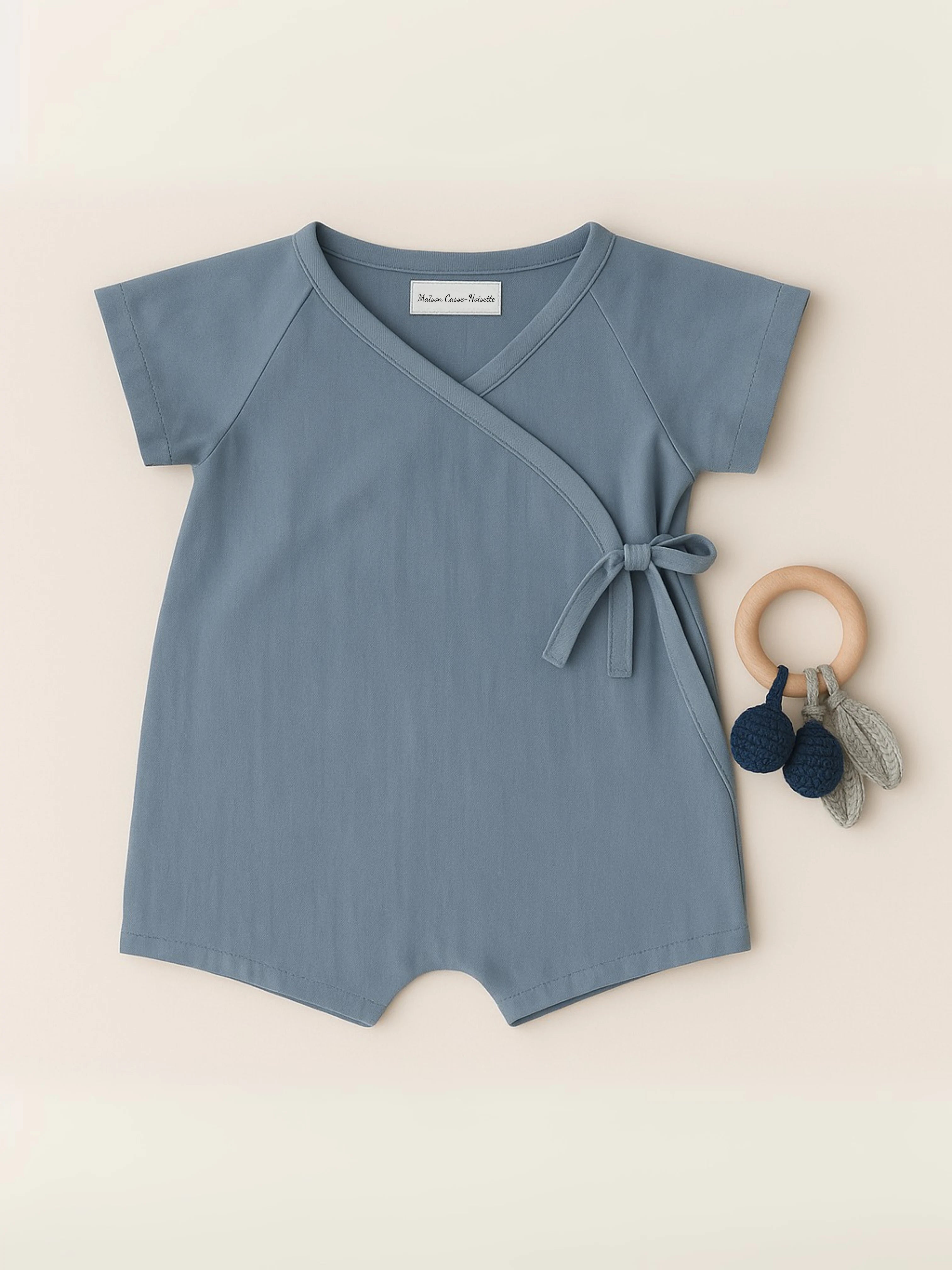 Sasha - Sa barboteuse style kimono pour un habillage facile et un confort maximal
