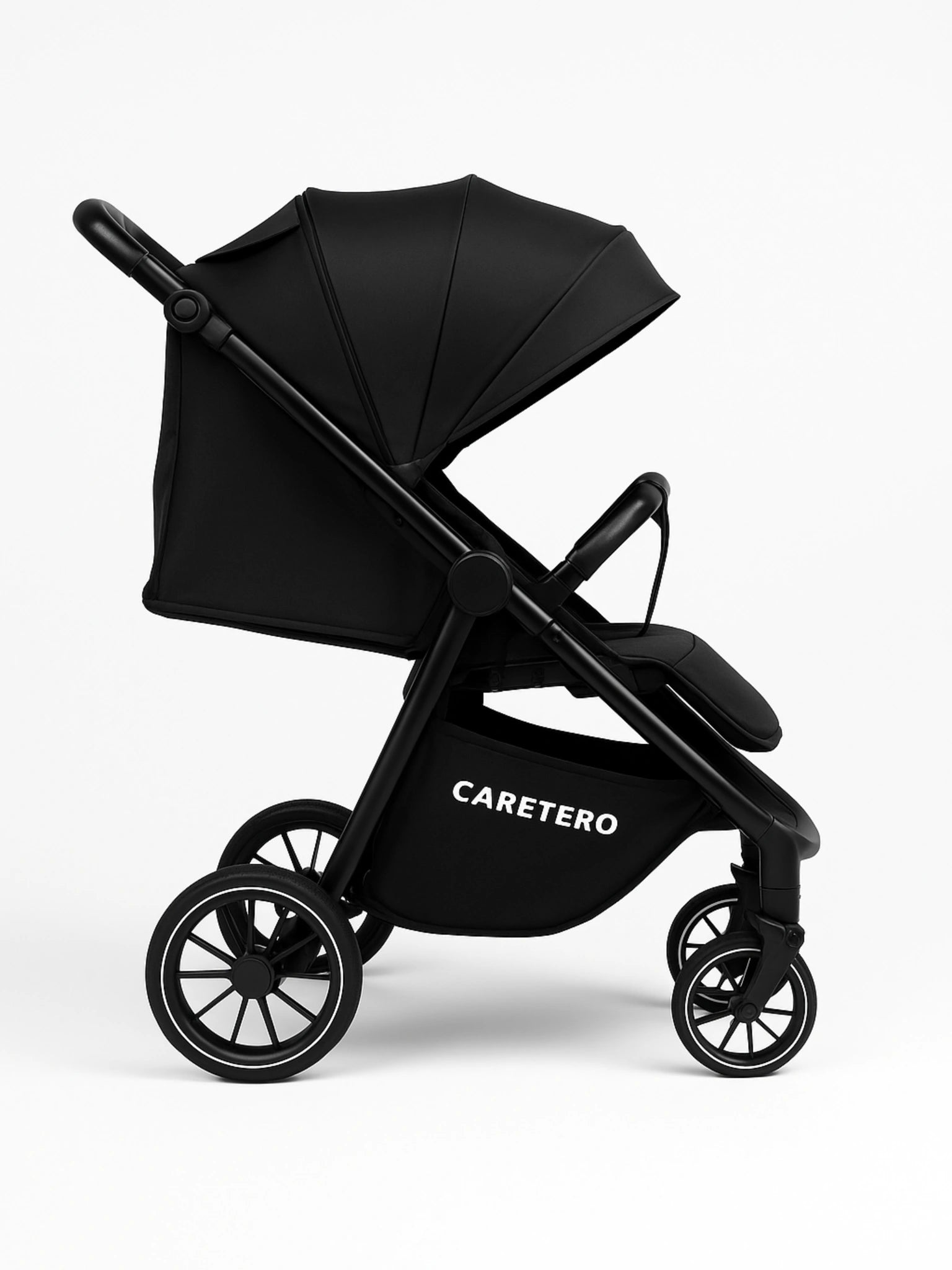 Poussette citadine noire Caretero légère et compacte