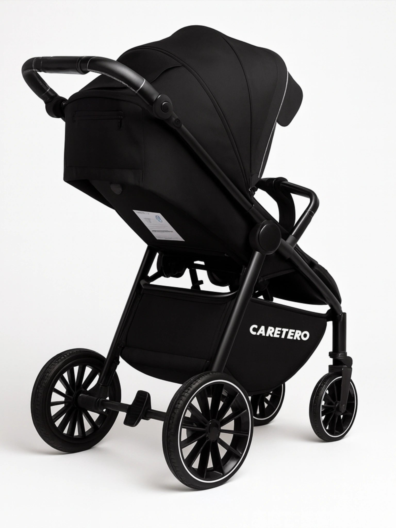 Poussette citadine noire Caretero légère et compacte