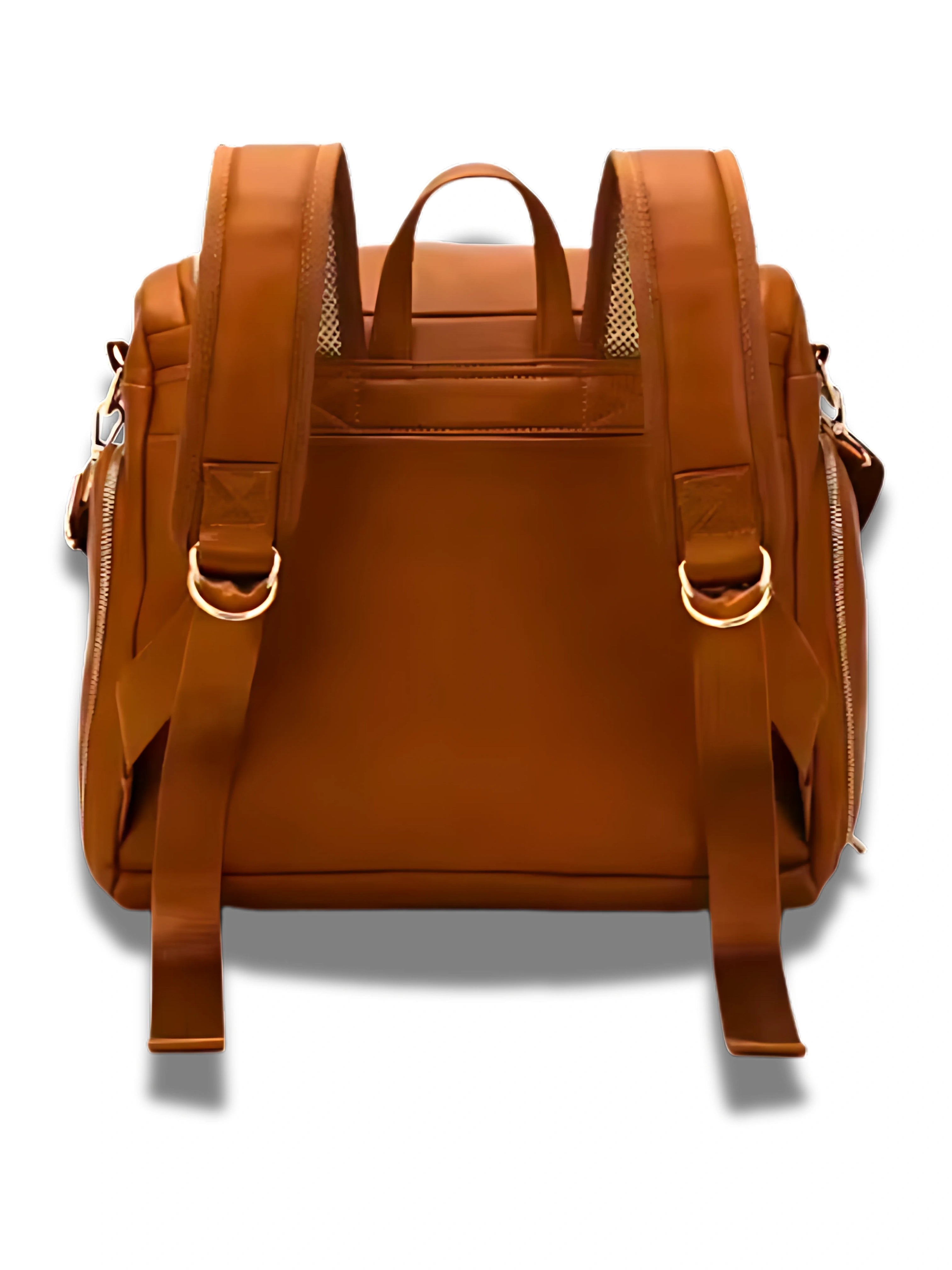 Vue de dos d’un sac à langer camel avec bretelles réglables et design confortable pour un portage optimal.