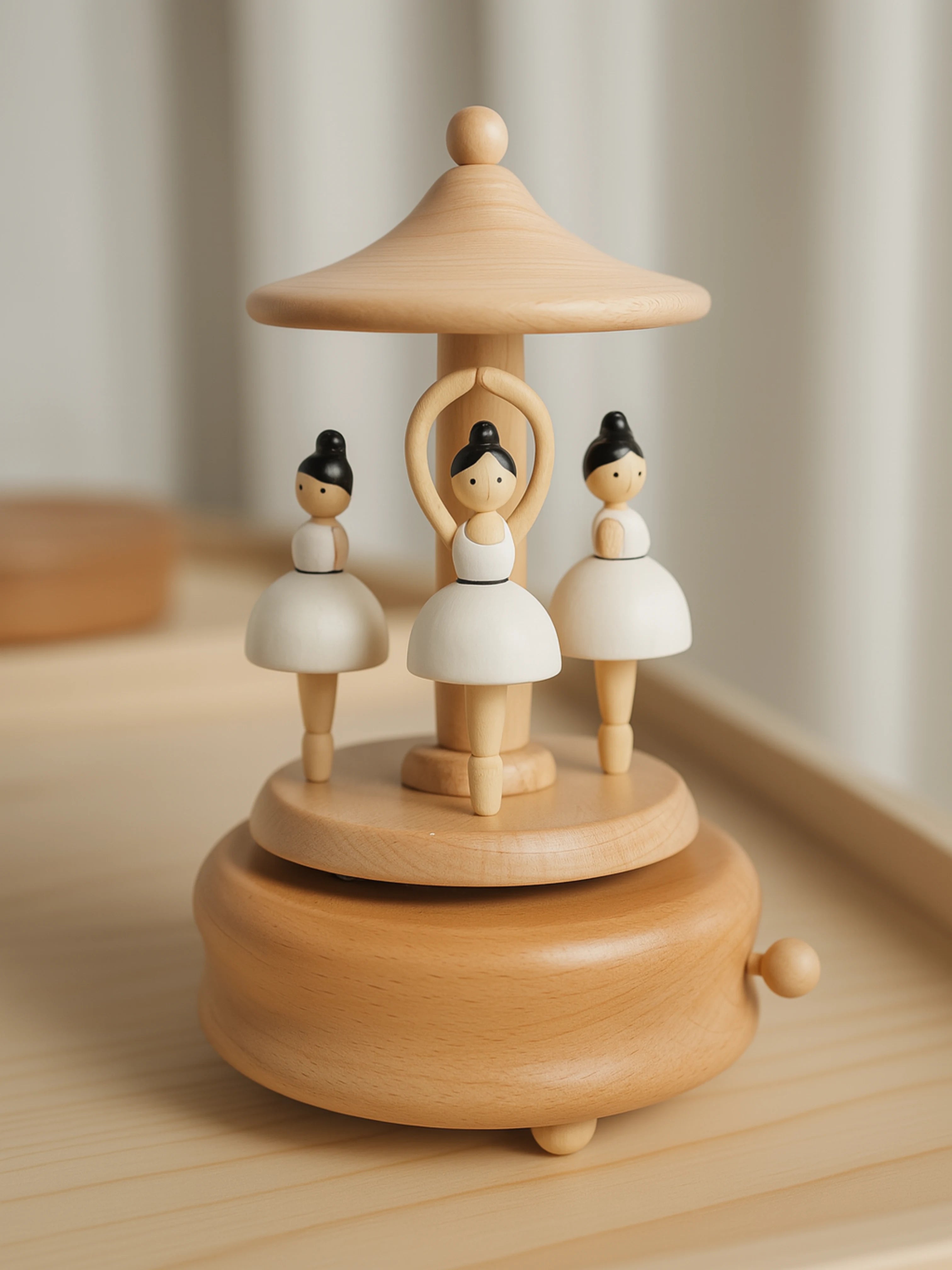 Apaise Votre Bébé Et Crée Des Souvenirs Précieux | Le Carrousel Magique en Bois