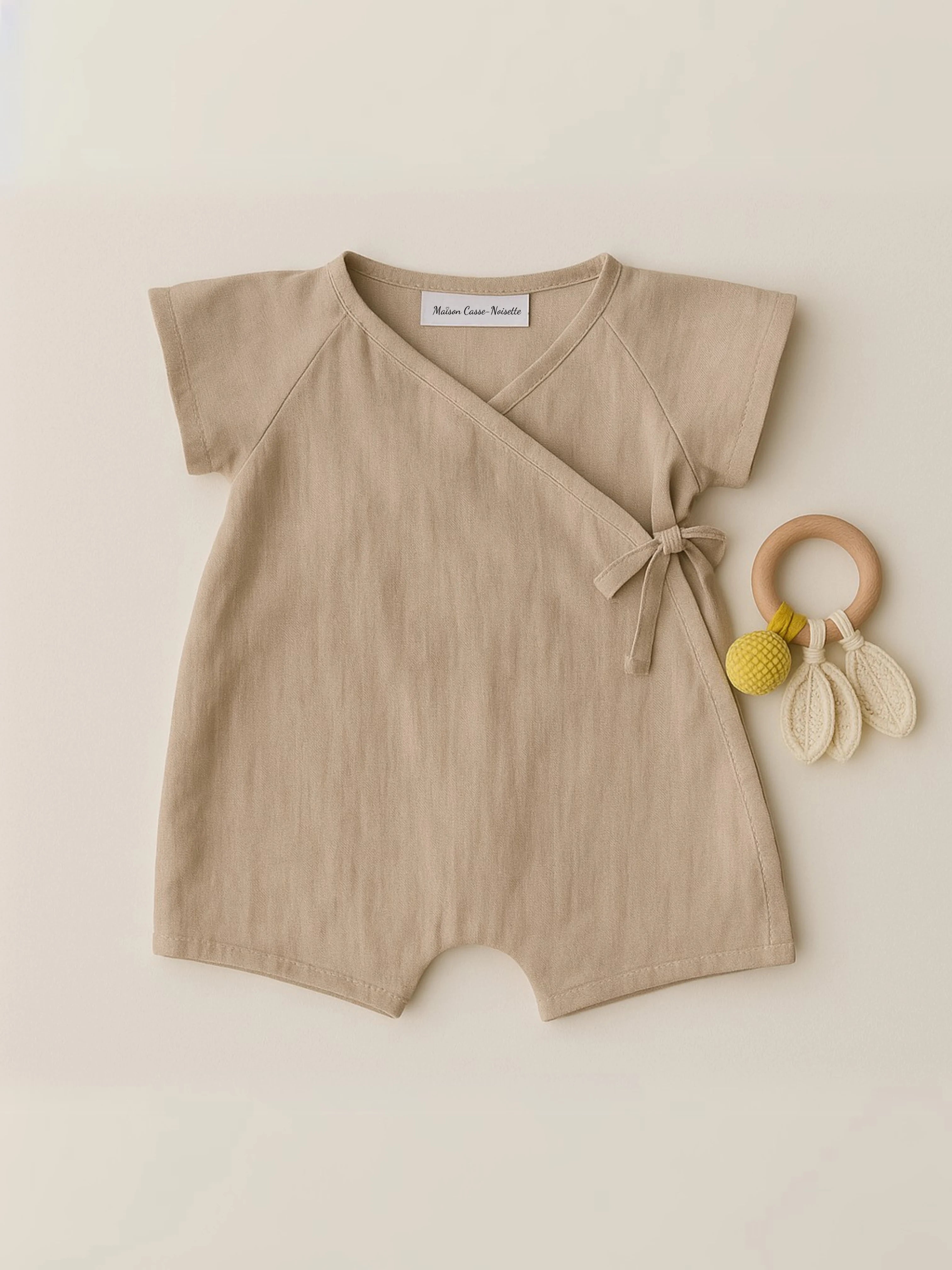 Sasha - Sa barboteuse style kimono pour un habillage facile et un confort maximal