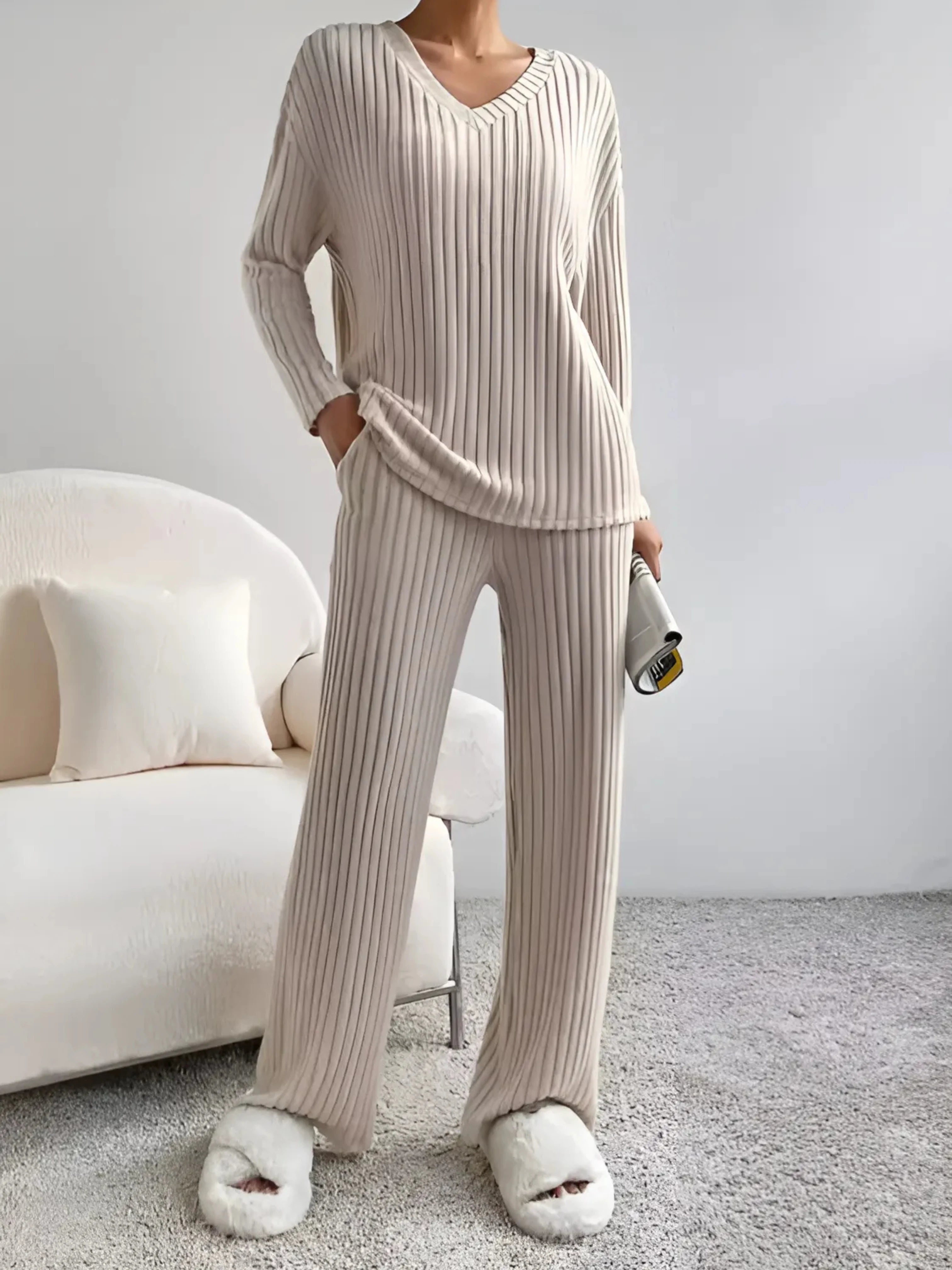 Douce Harmonie – Ensemble loungewear en maille côtelée ultra-confort