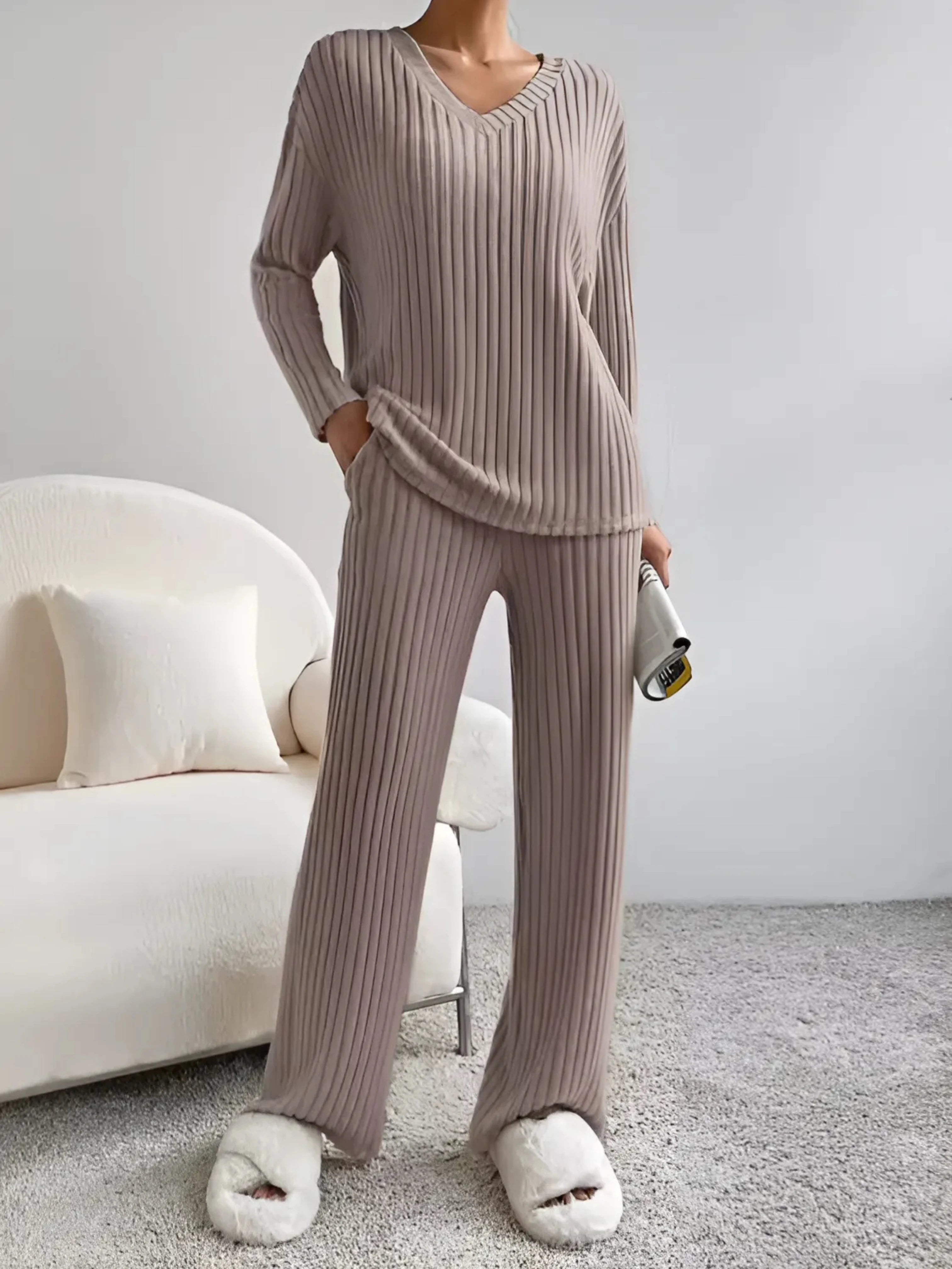 Douce Harmonie – Ensemble loungewear en maille côtelée ultra-confort